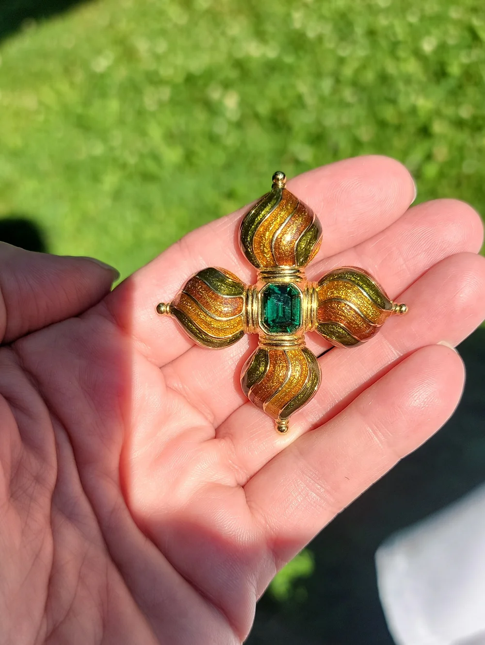 Vintage Joan Rivers Gold-Tone Cross Brooch with Green Center & Amber Enamel